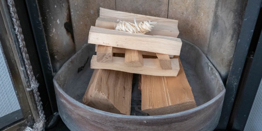 Kamin anzünden: In wenigen Schritten erklärt - Holzenergiehof Wuppertal